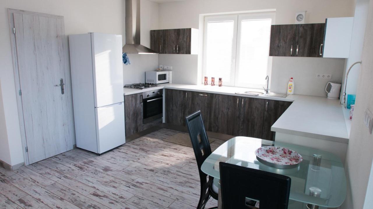 Royal House Trencin Villa Eksteriør billede