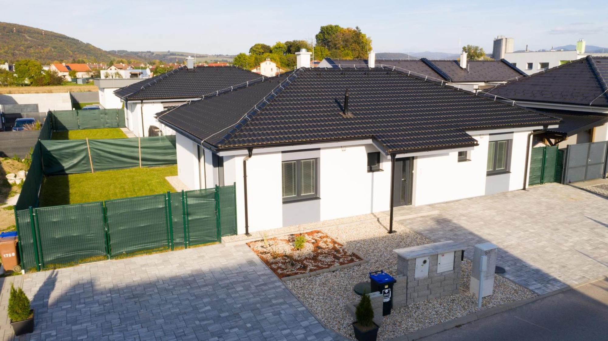 Royal House Trencin Villa Eksteriør billede